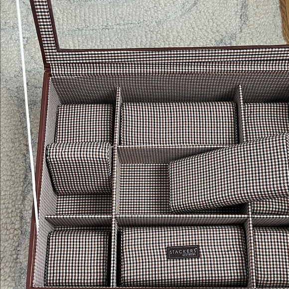 Stackers Brown Jewelry Organizer with Checkered Interior - Picture 5 of 16